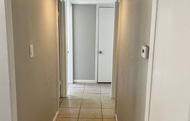 3 beds, 1 bath, $2,000