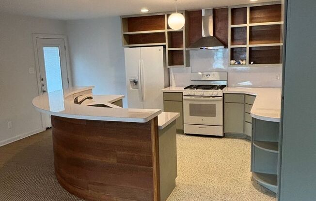 Mid Century Charmer