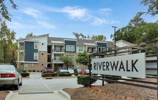 2 beds, 2 baths, 954 sqft, $1,646, Unit 3013-105