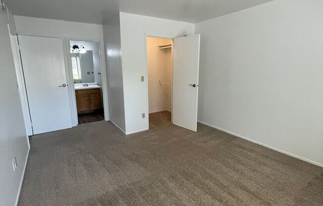 2 beds, 2 baths, 986 sqft, $1,685, Unit 485-116