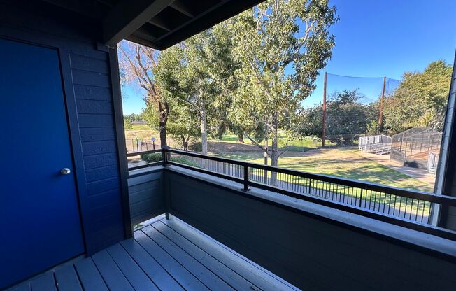2 beds, 1 bath, 821 sqft, $2,765, Unit E027