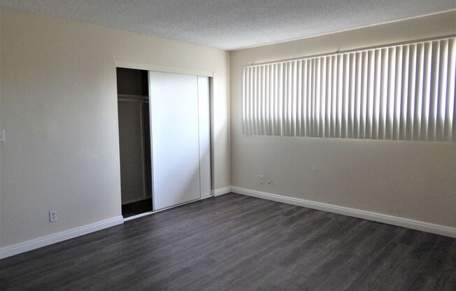 2 beds, 1 bath, 945 sqft, $1,875, Unit Unit G