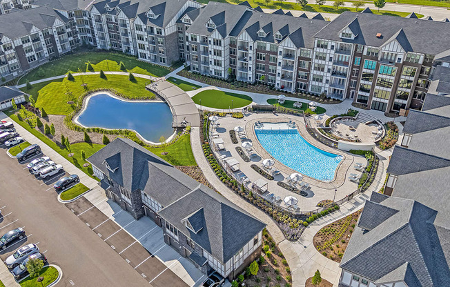 Aerial photo of Legacy Rochester Hills Apartments
