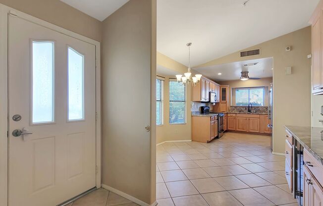 Very nice home on a Scottsdale culdesac!