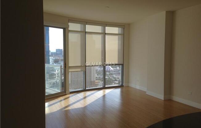 2 beds, 2 baths, $2,400, Unit Unit 3005