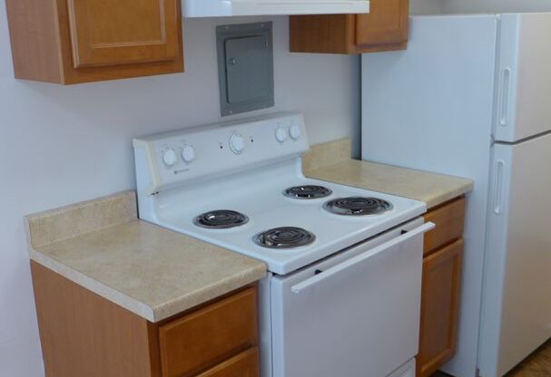 1 bed, 1 bath, 650 sqft, $1,550, Unit 4B