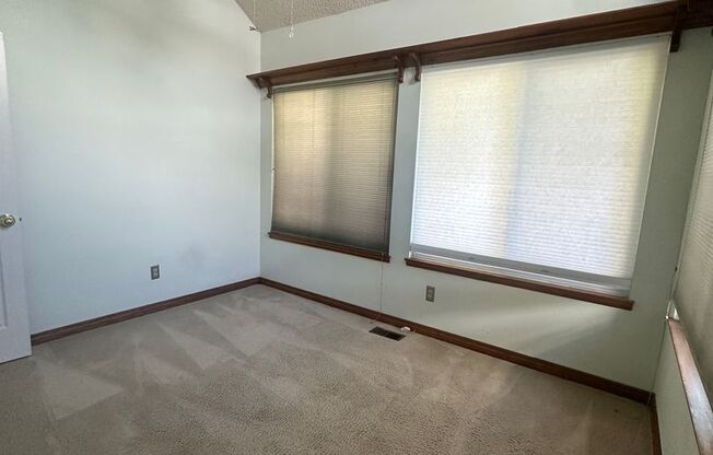 2 bedroom Condo nearby Cherry Creek