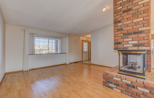 3 Bedroom, 2 Bath Home in Prescott Valley!