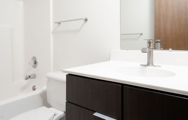 1 bed, 1 bath, 801 sqft, $1,495, Unit 222