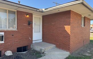 381-385 S Yearling Rd