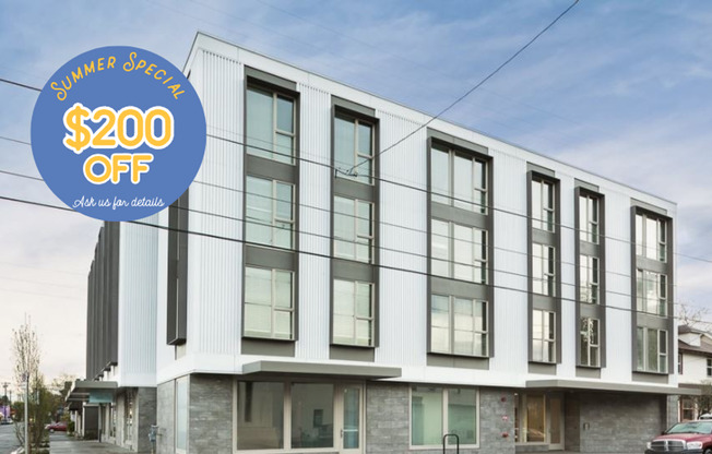 FREE RENT! Sellwood: Modern Light & Bright Studio Ready Now!