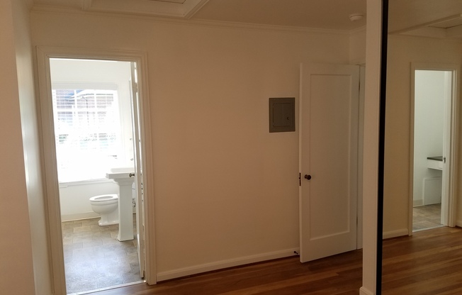 1 bed, 1 bath, 616 sqft, $1,695, Unit 23
