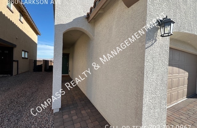 380 LARKSON AVE