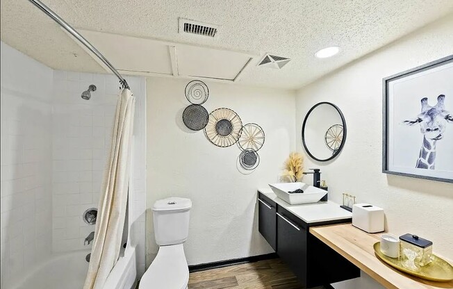 Experience the modern charm of The WerX with stylish bathrooms featuring sleek finishes and elegant decor. Enjoy a blend of comfort and sophistication that enhances your daily routine. Explore your new home today!