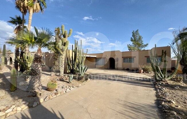 3921 W SUNNY HLS PL