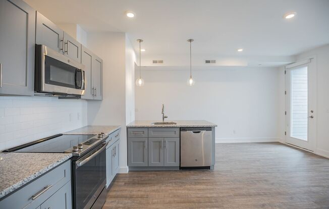 1 bed, 1 bath, 787 sqft, $1,750, Unit Unit 402