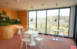 1 bed, 1 bath, 543 sqft, $2,245, Unit 618