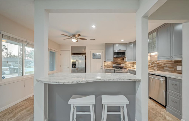 5410 DE MILO DR