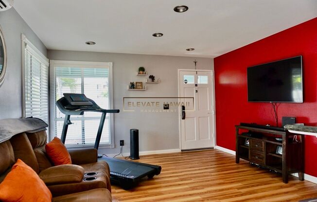 CHARMING & MODERN 2 BED 2 BATH 2 PARKING TOWNHOME IN WAIKELE!