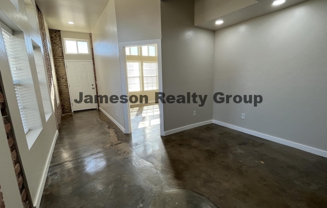1201 NORTHWEST 2 ST