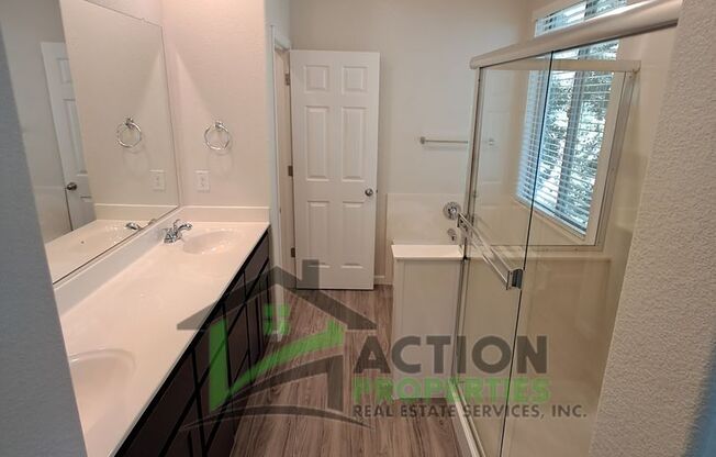 4 beds, 3 baths, 2,133 sqft, $2,900, Unit Impala Circle 4040 (52) (N)