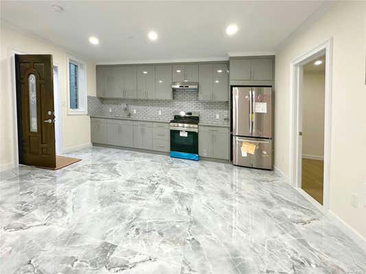 3 beds, 2 baths, 1,350 sqft, $3,800, Unit 1