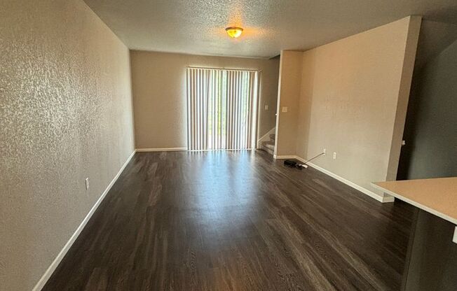 3 bedroom 3.5 bathroom for Rent!