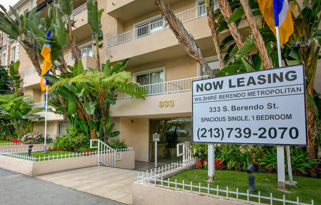 Apartment Building in Los Angeles