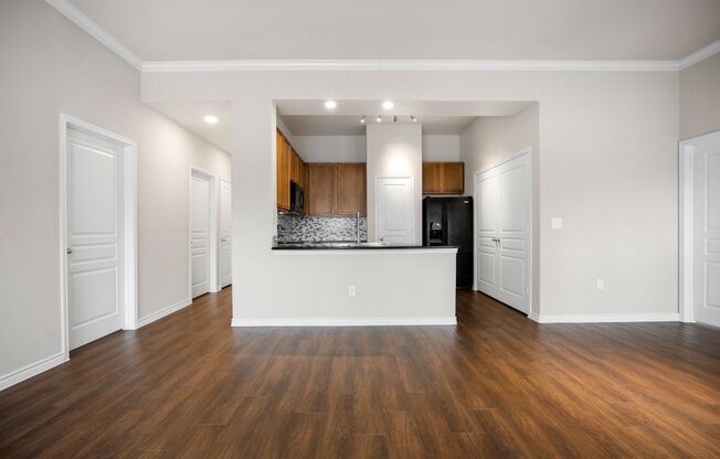 2 beds, 2 baths, 1,141 sqft, $2,102, Unit 01-129