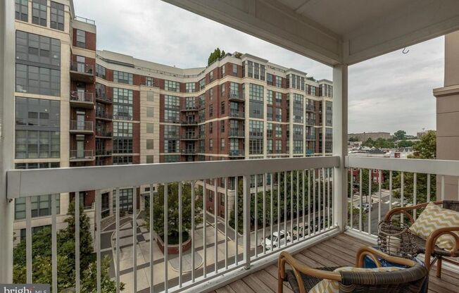 2001 12th Street NW Unit 209