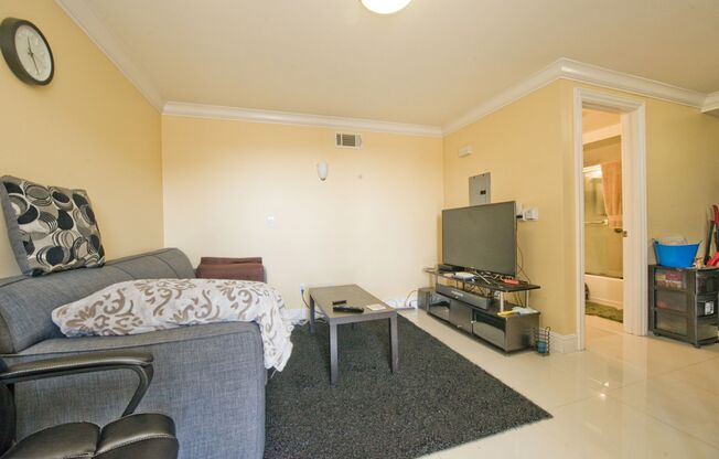 2bed/2ba In-Law Unit in South San Francisco - Fully Remodeled