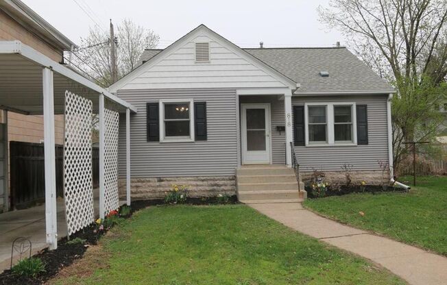 818 Aldine St