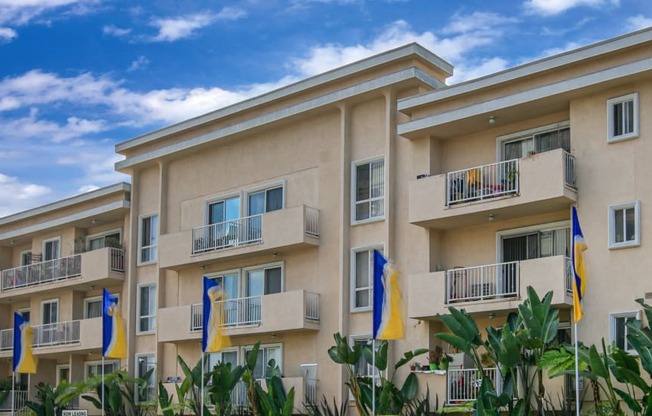 Apartment Building in Los Angeles