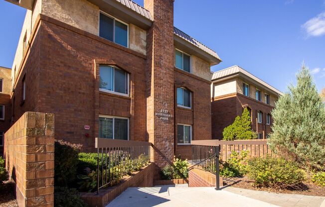 1 bed, 1 bath, 550 sqft, $1,055, Unit 1 Bedroom Waitlist