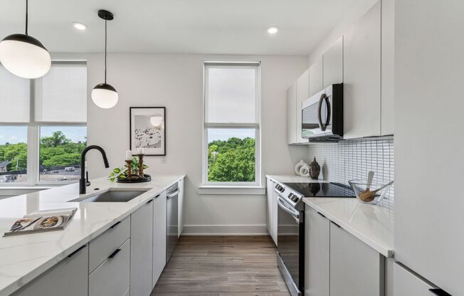 1 bed, 1 bath, 750 sqft, $1,525, Unit 312