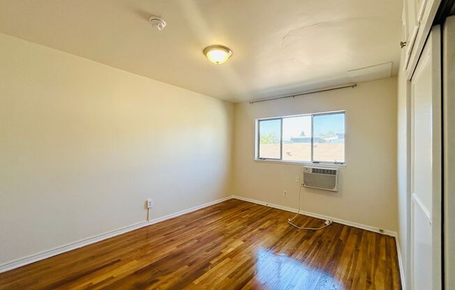 1350 Edgecliffe Apartments