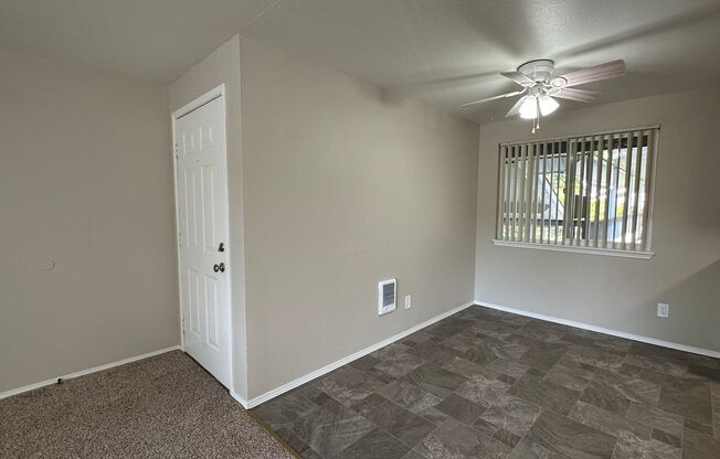 3 beds, 1 bath, 1,040 sqft, $1,525, Unit 66