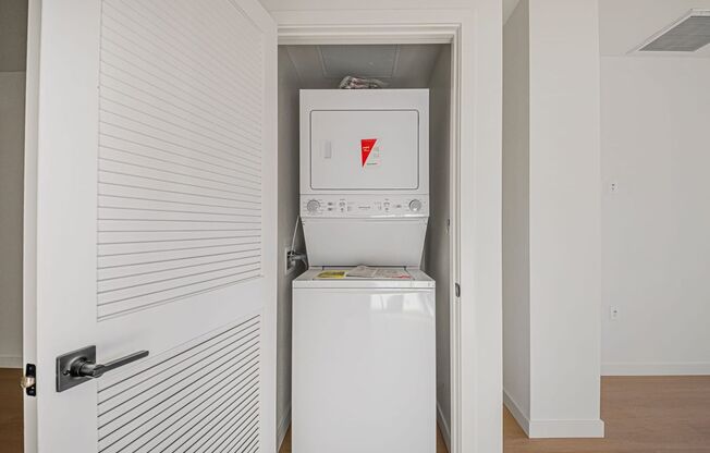 1 bed, 1 bath, 611 sqft, $2,595, Unit 100