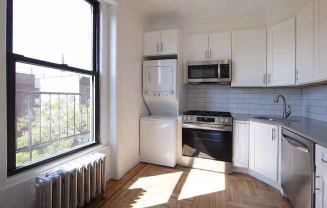 163 PRESIDENT ST
