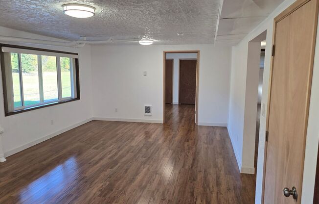 2 beds, 1 bath, $1,795