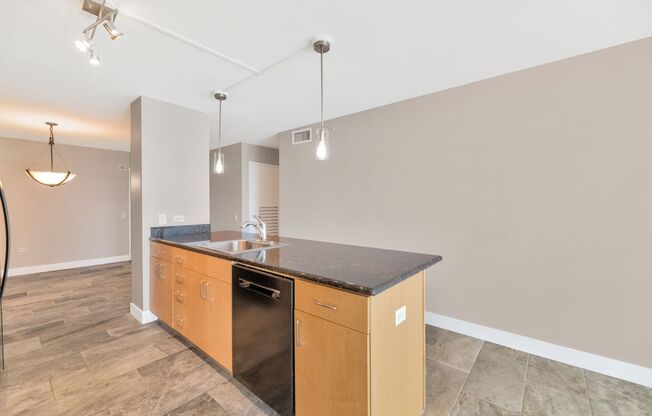 2 beds, 2 baths, $2,945, Unit # 603