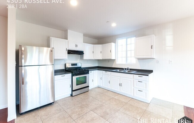 4305 RUSSELL AVE