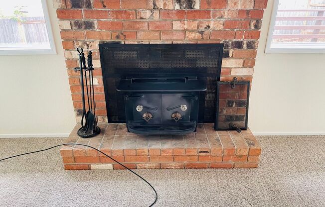 Wonderful South Salem Home in great neighborhood.