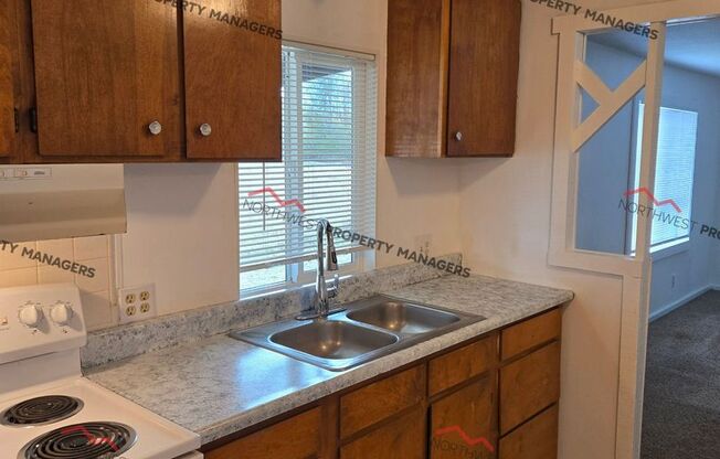 STATUS: AVAILABLE | R255G | $1850