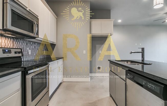 3 beds, 2.5 baths, 1,620 sqft, $1,750, Unit 4746 W. Main St.