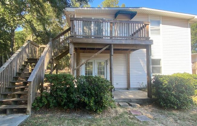 4 beds, 2 baths, 1,380 sqft, $1,175, Unit 5968 Blountstown Hwy