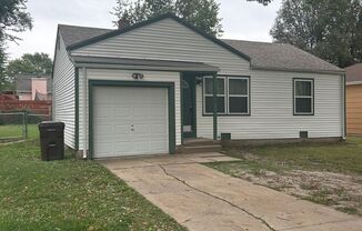 Updated 2 Bedroom Home South East Wichita - Mowing & Trash included with Rent /NO PETS