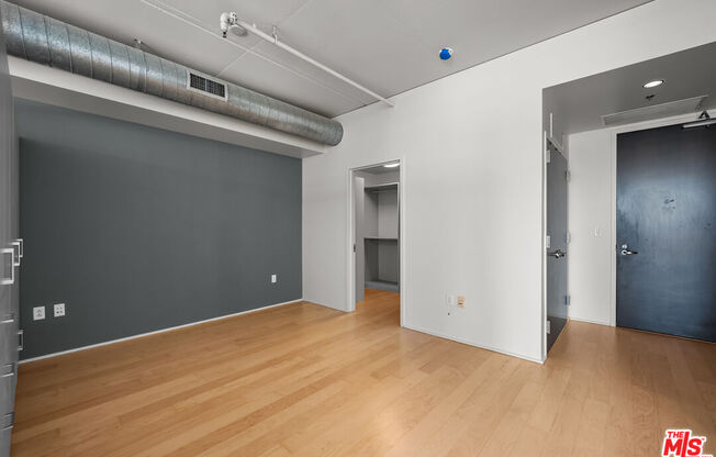 1 bed, 1 bath, 1,030 sqft, $3,200, Unit 1410