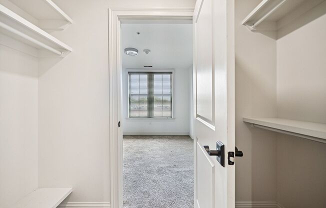 1 bed, 1 bath, 686 sqft, $1,995, Unit 503W