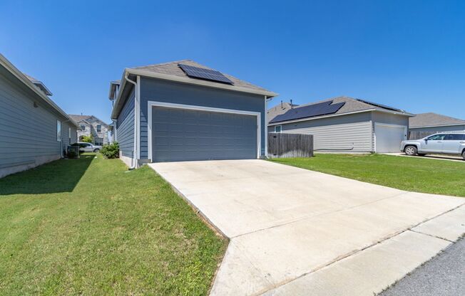 215 Roaming Dr,  Hutto, TX 78634